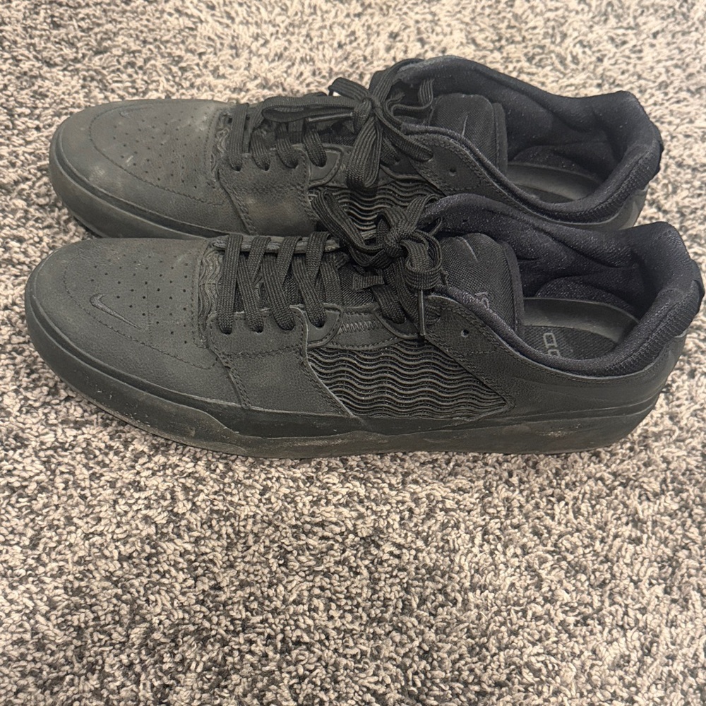 Nike SB Ishod Wair Premium Skate Shoes Men's Black Low-Top